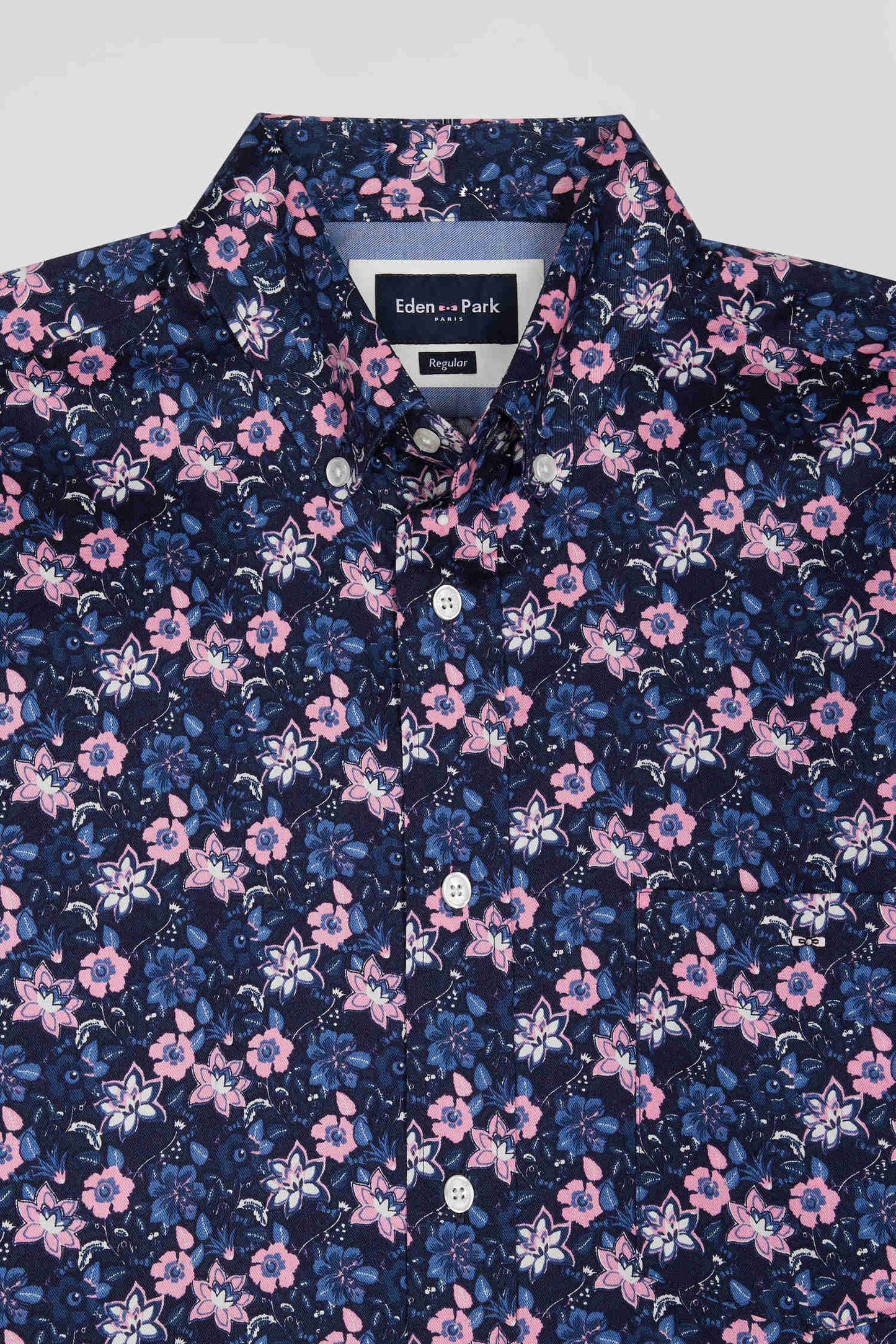 Chemise en twill de coton marine à imprimé fleurs roses coupe Regular - Image 8