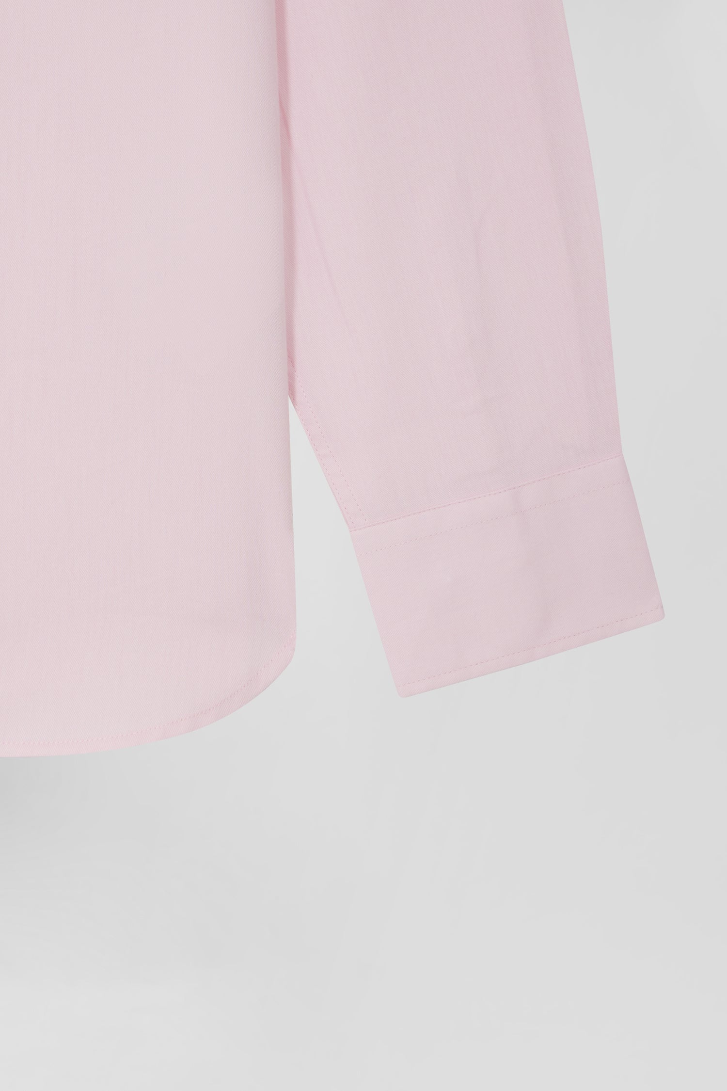 Chemise en twill de coton unie rose col à pointes boutonnées coupe Regular