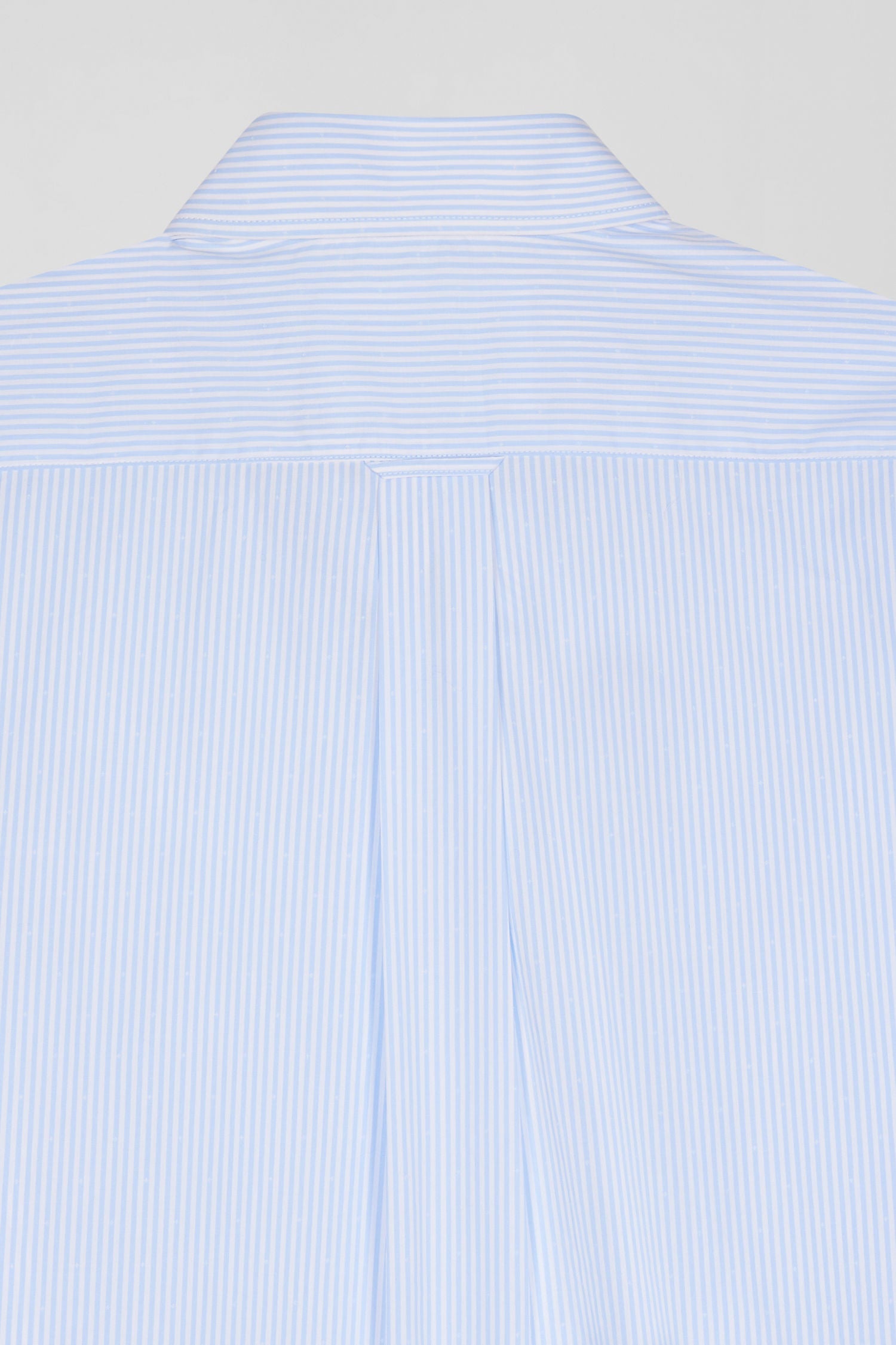 Chemise en coton jacquard rayé ciel coupe Regular