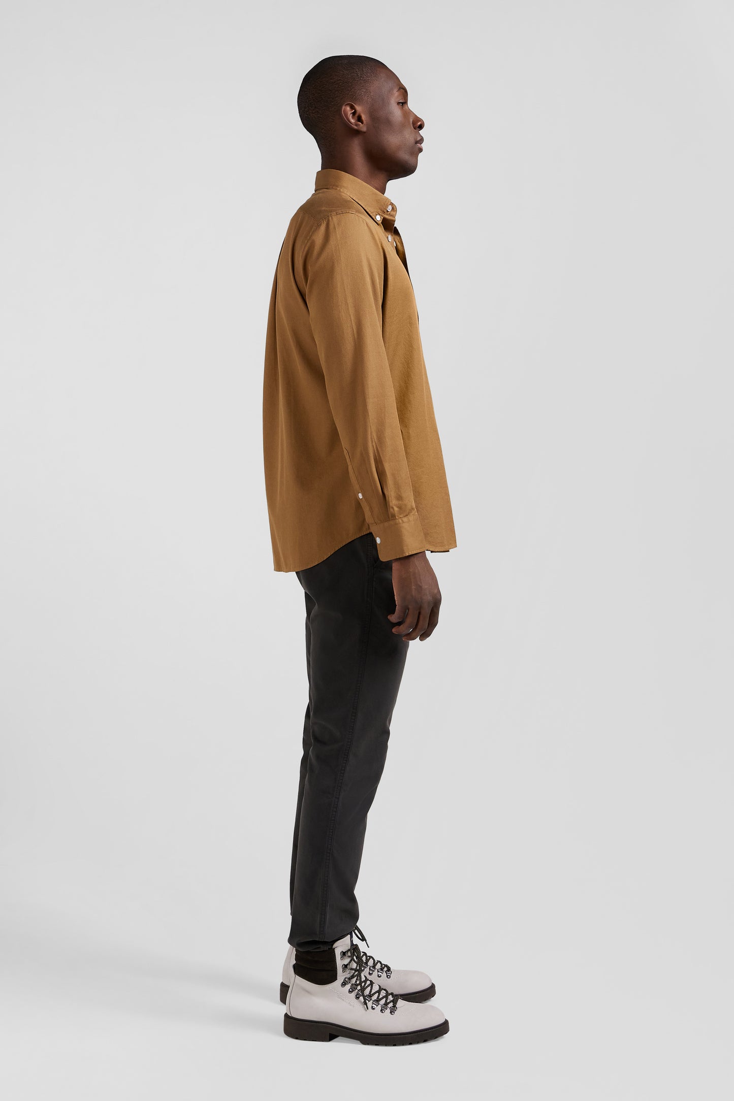 Plain hazelnut cotton piqué shirt Regular fit