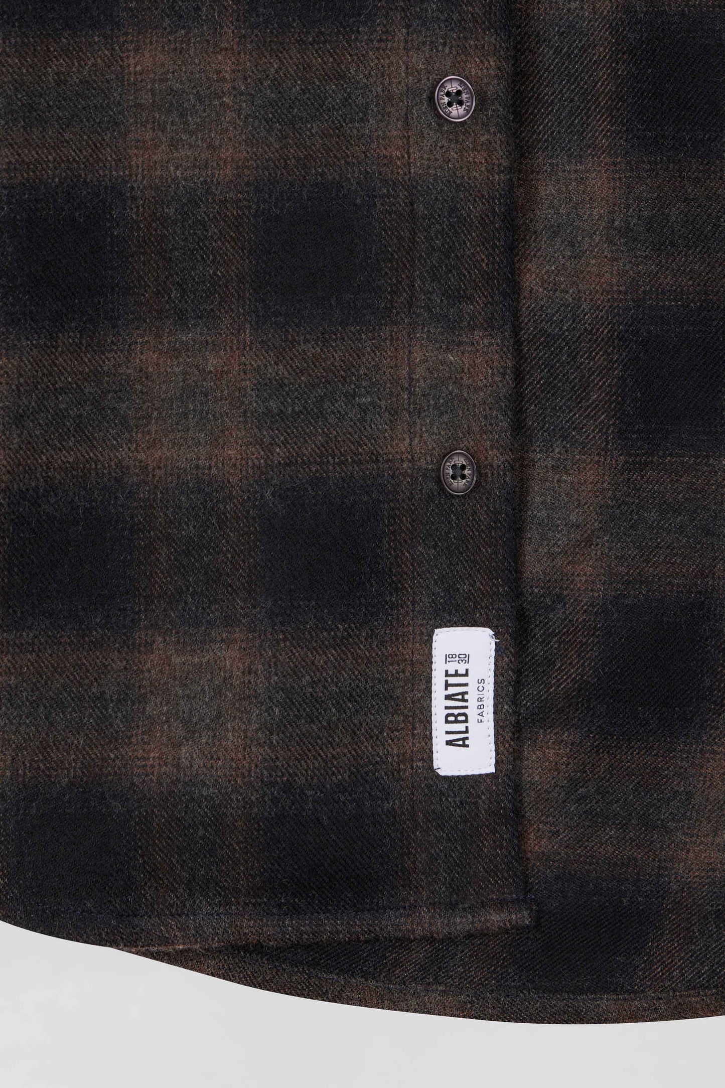 Chemise à carreaux en flanelle de coton noire coupe Regular - Image 10