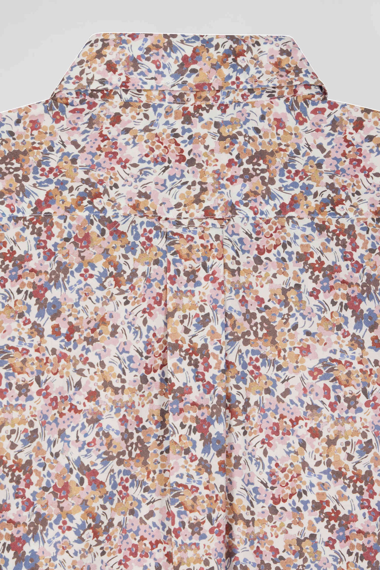 Cotton shirt with beige microprint, regular fit