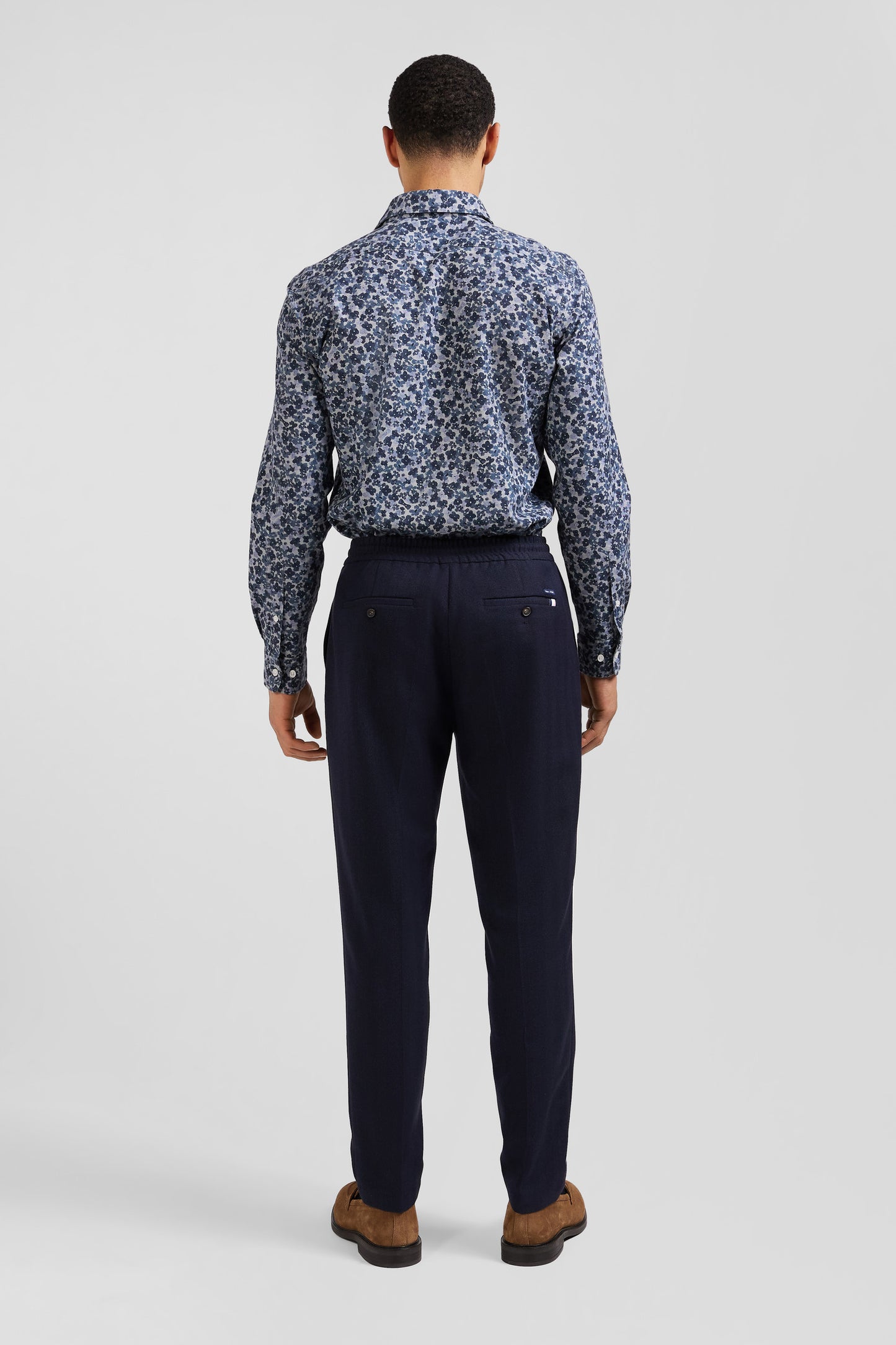 Slim-fit shirt in grey cotton poplin microprinted with flowers