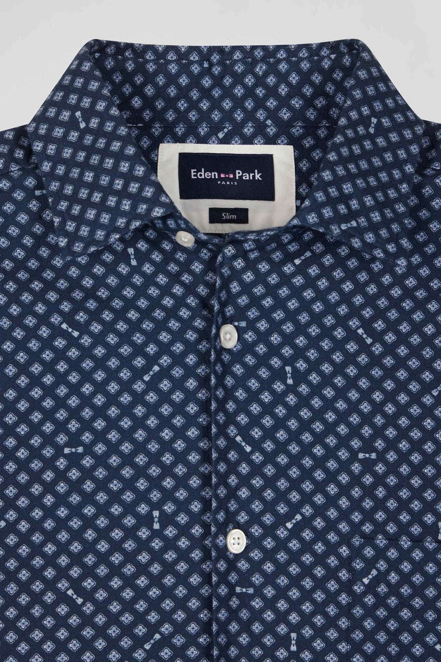 Slim fit shirt in indigo cotton poplin with graphic print