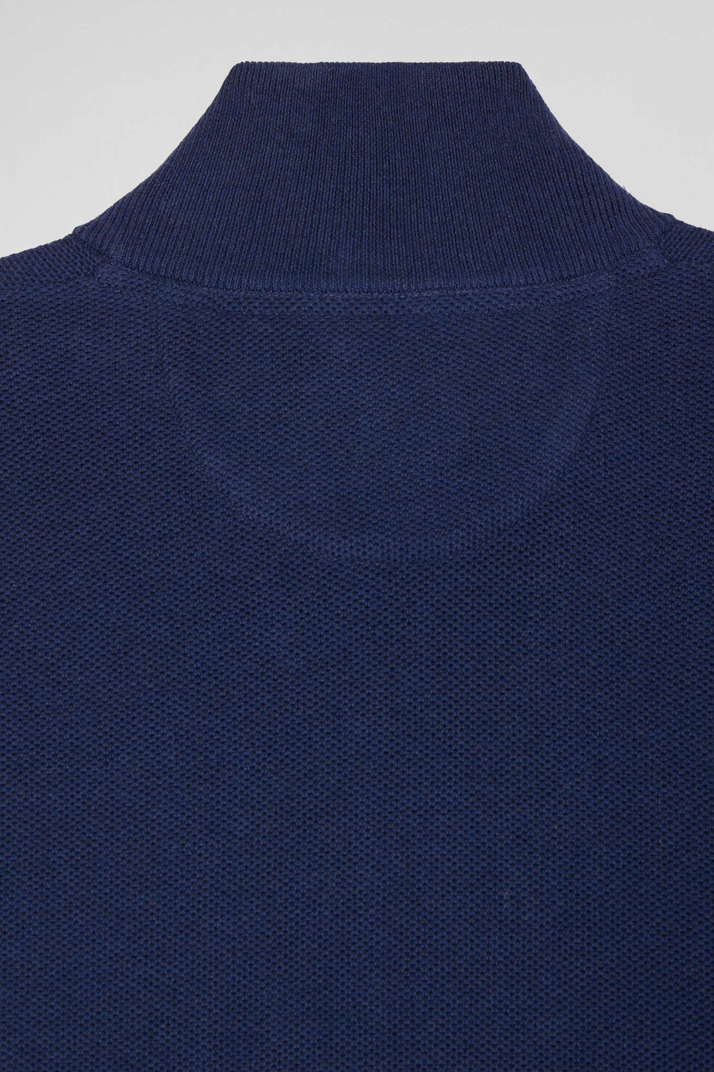 Cardigan zippé à col montant uni bleu marine en coton - Image 10