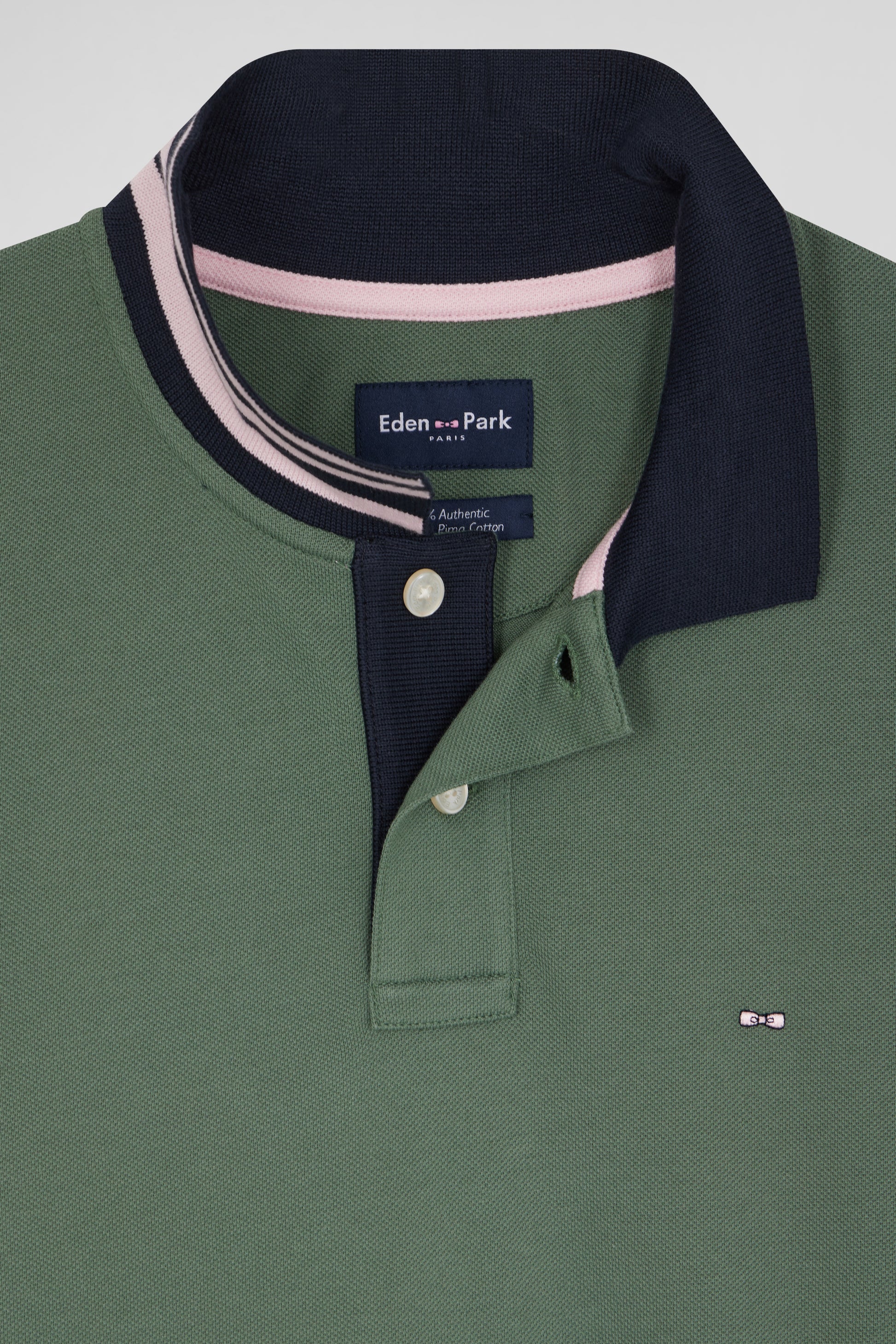 Regular green short-sleeved cotton piqué polo shirt with contrasting details