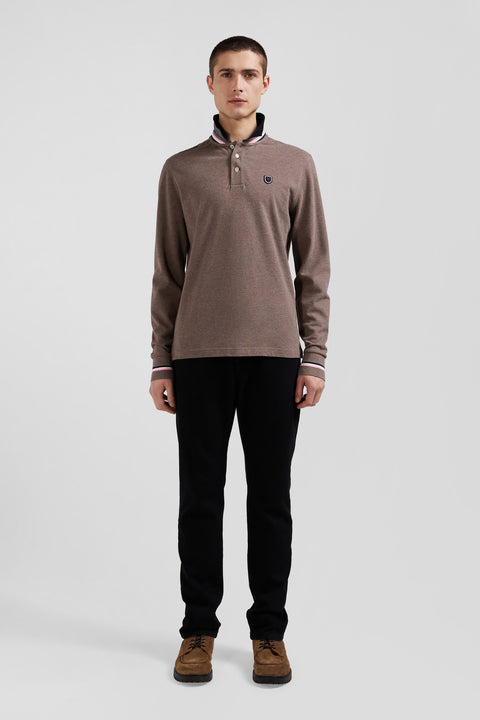 Regular brown long-sleeved cotton piqué polo shirt with rubber badge - Image 1