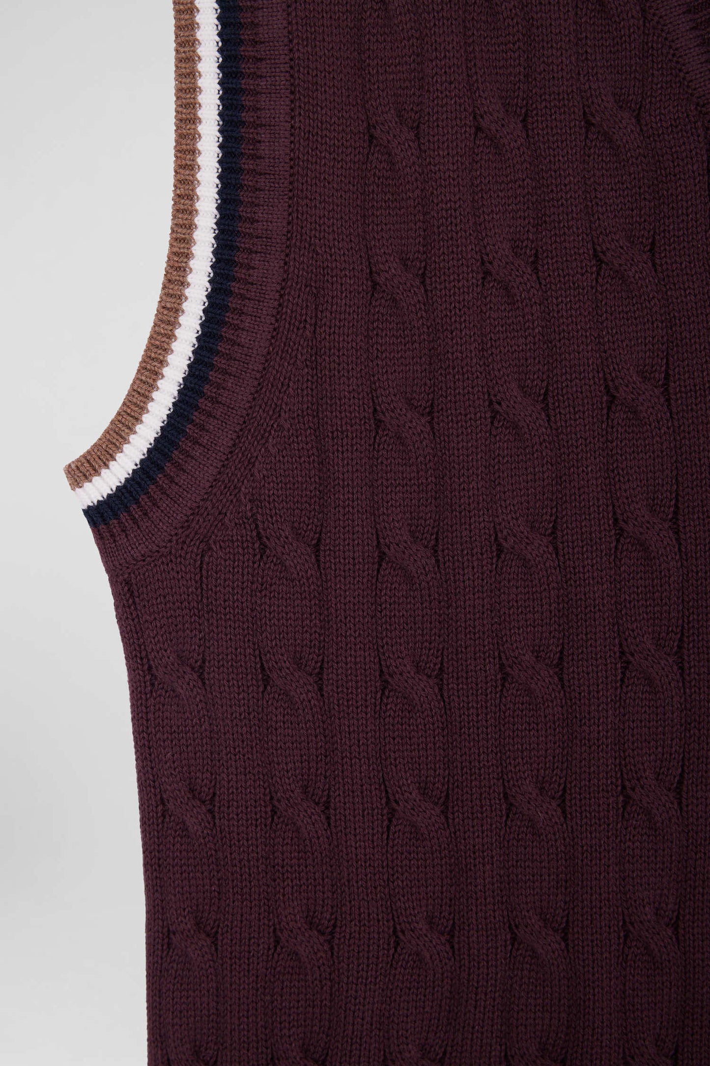 Relaxed burgundy cable-knit cotton V-neck sleeveless jumper