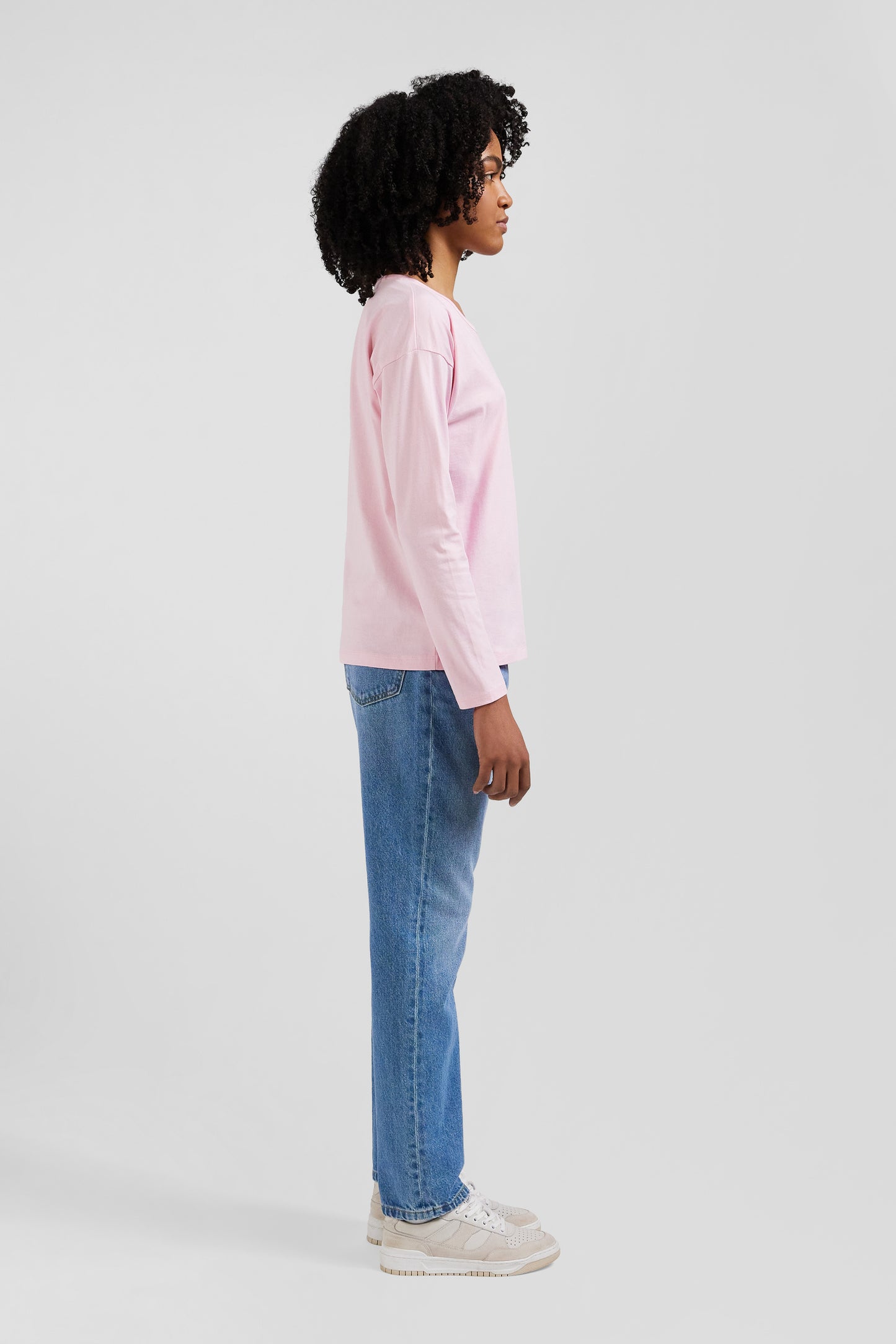 Relaxed pink long-sleeved round neck cotton T-shirt