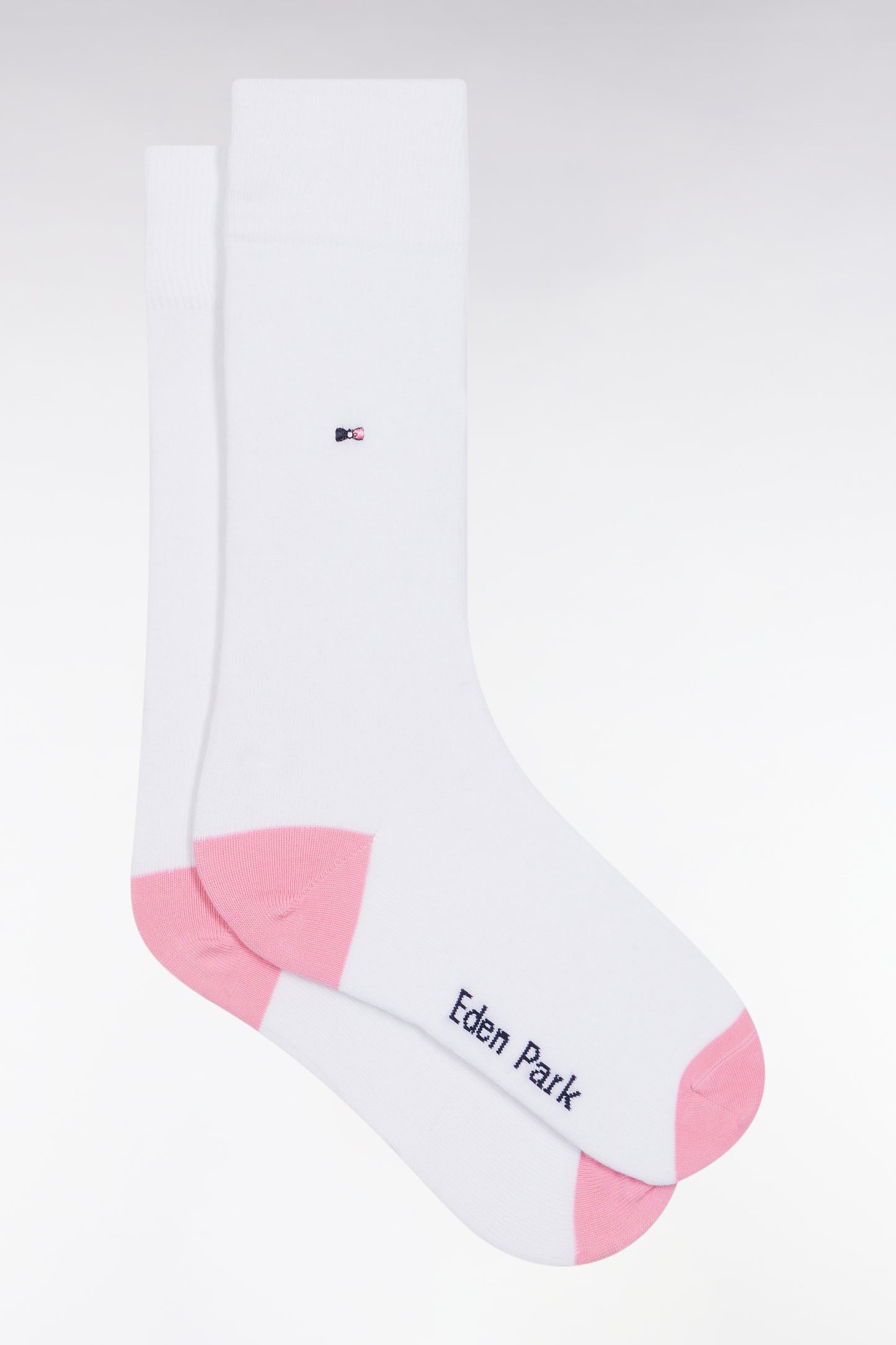 White cotton blend socks with pink reinforcements