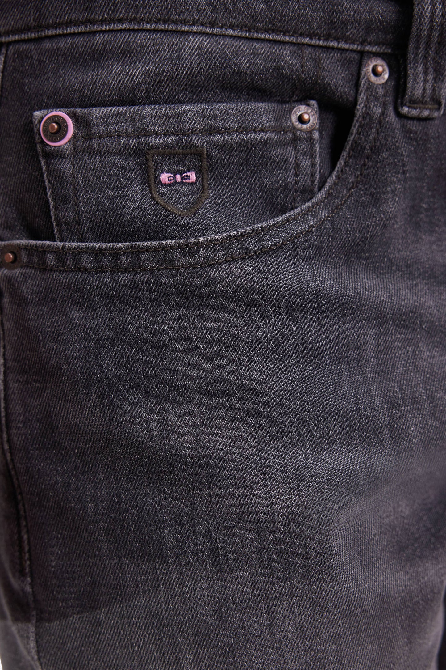 Jean 5 poches en denim stretch mélangé gris délavé coupe Regular