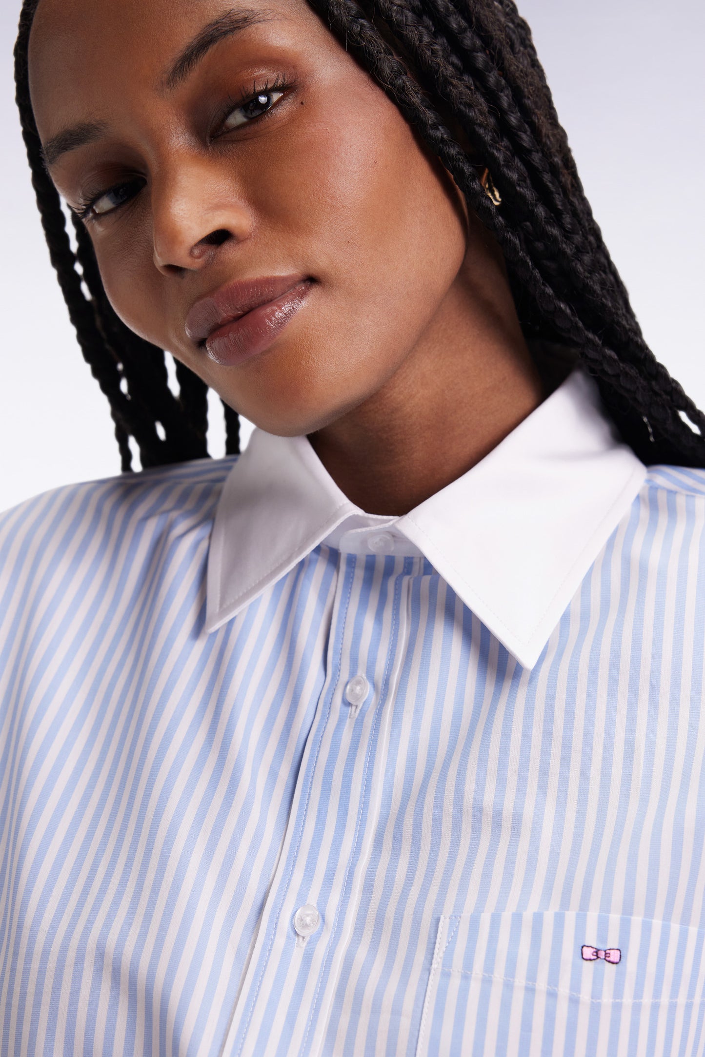 Chemise en popeline de coton rayée ciel et blanche coupe slim