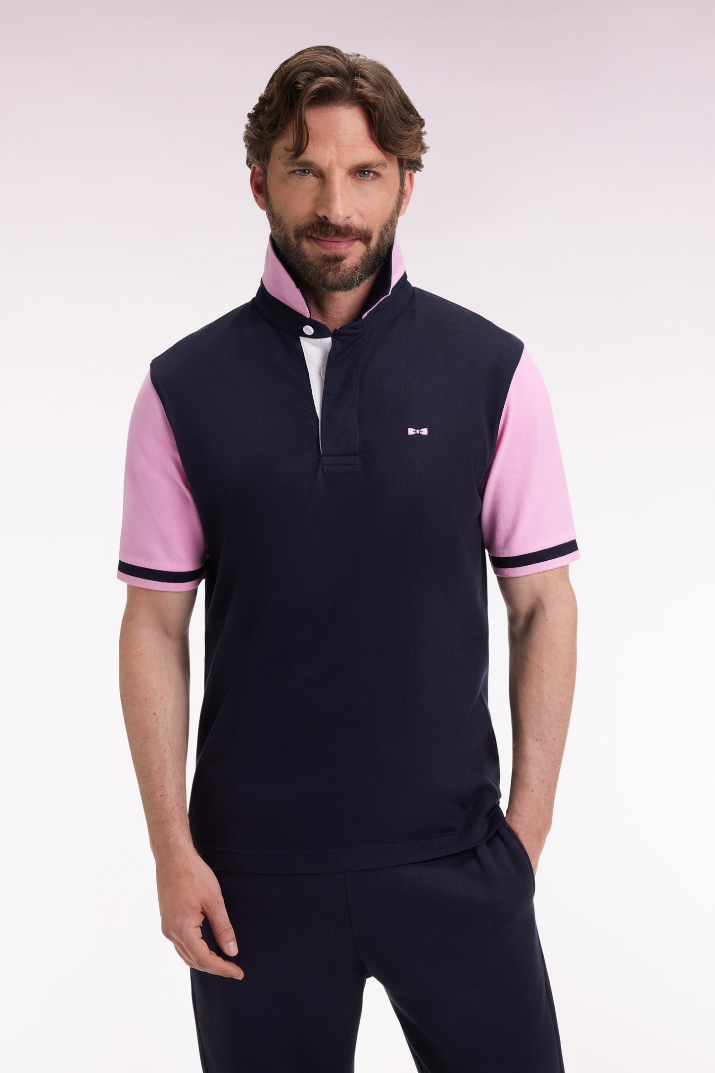 Short-sleeved jersey in navy cotton with pink sleeves