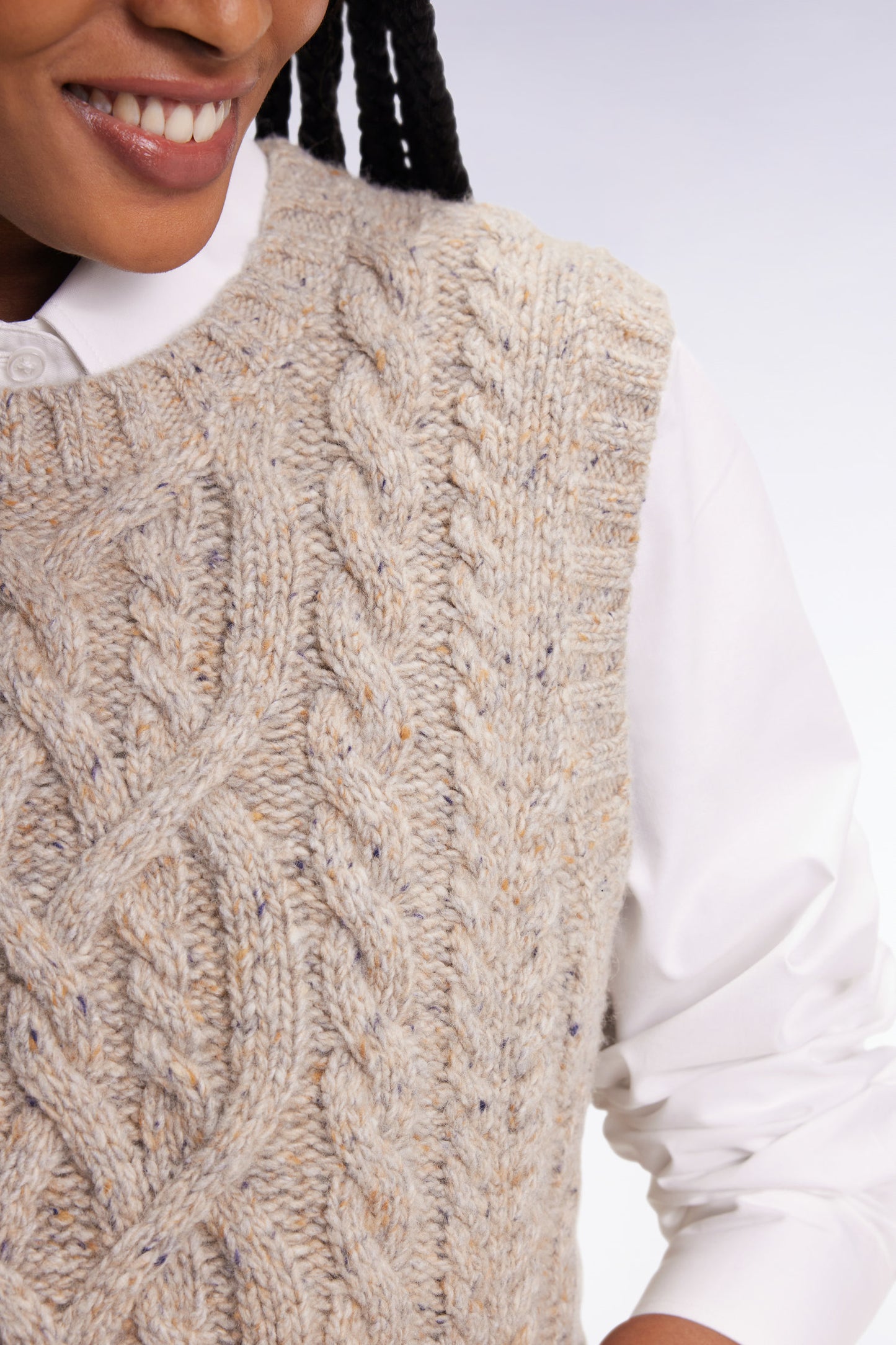 Pull à torsades sans manches en laine vierge mélangée beige coupe Relaxed