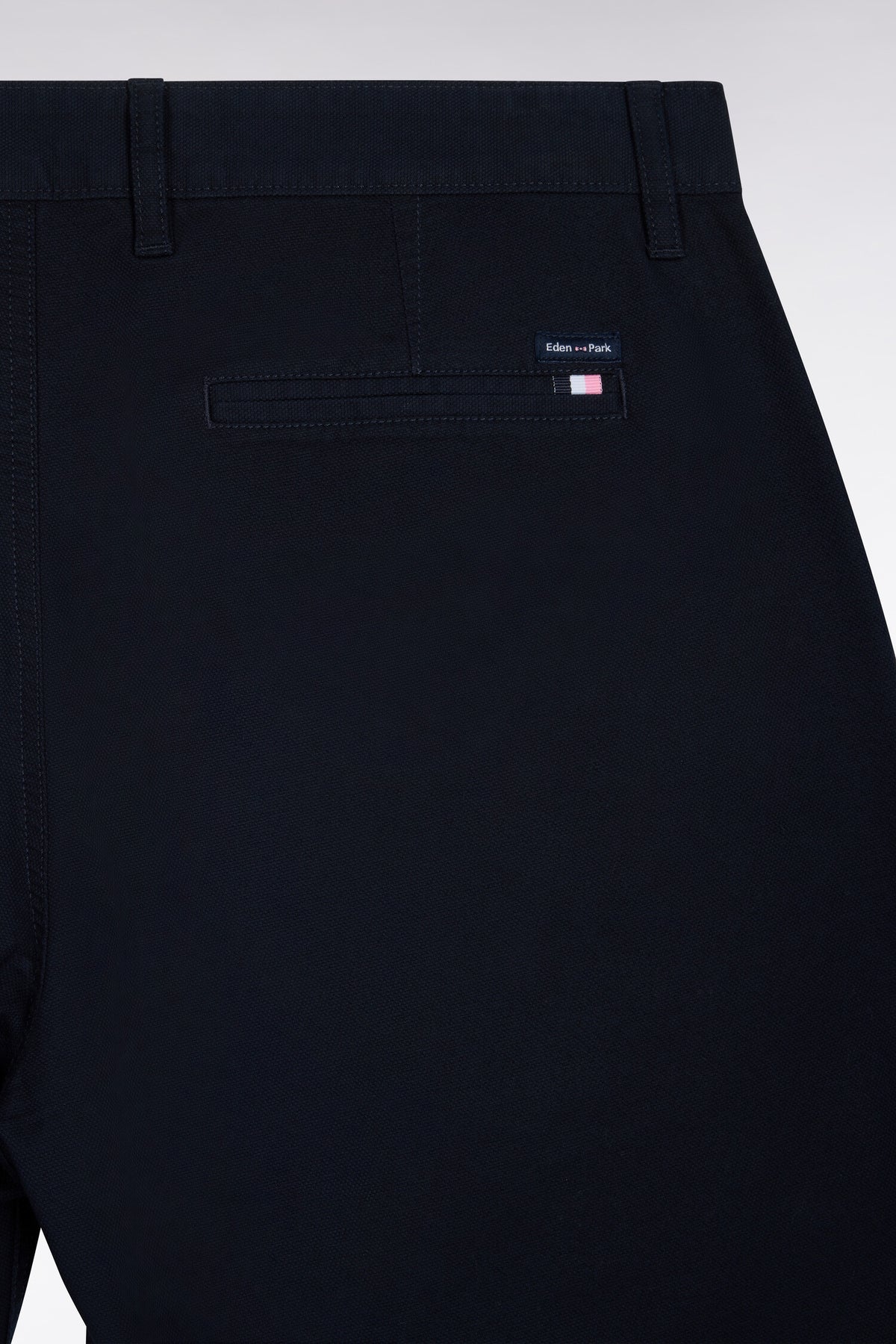 Pantalon chino sans plis en piqué de coton stretch marine coupe regular
