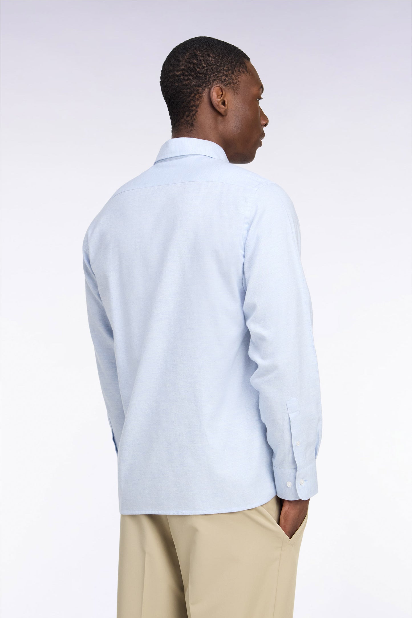 Chemise unie en coton gris coupe droite