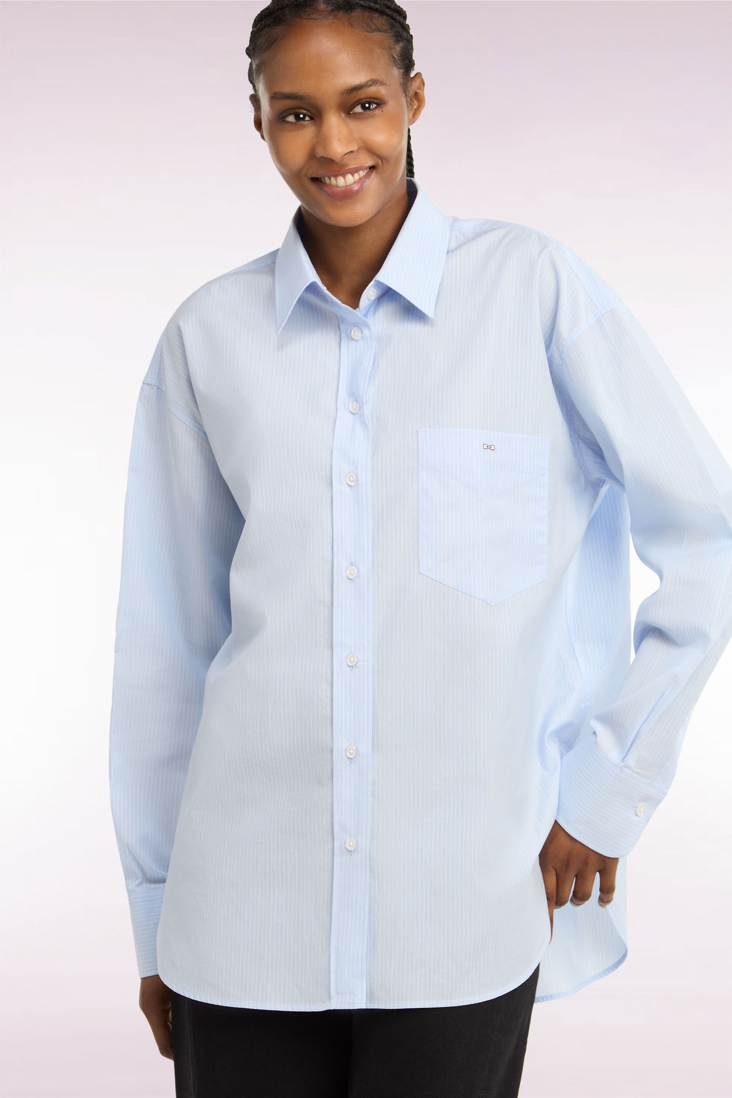 Chemise en coton ciel à rayures blanches coupe oversized