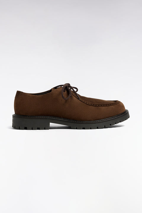 Derbies lacées en cuir suédé marron - Image 1