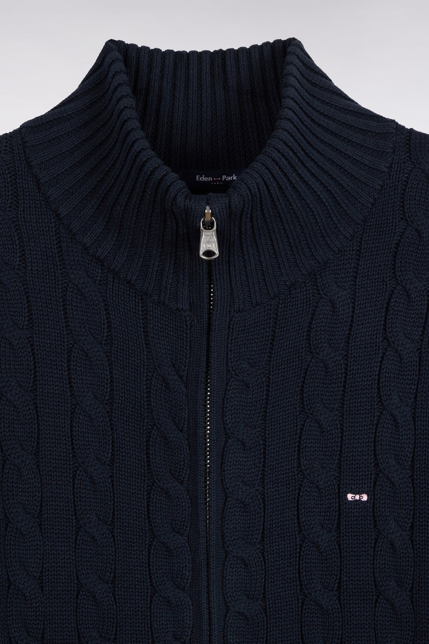 Cardigan à torsades zippé en coton marine coupe droite