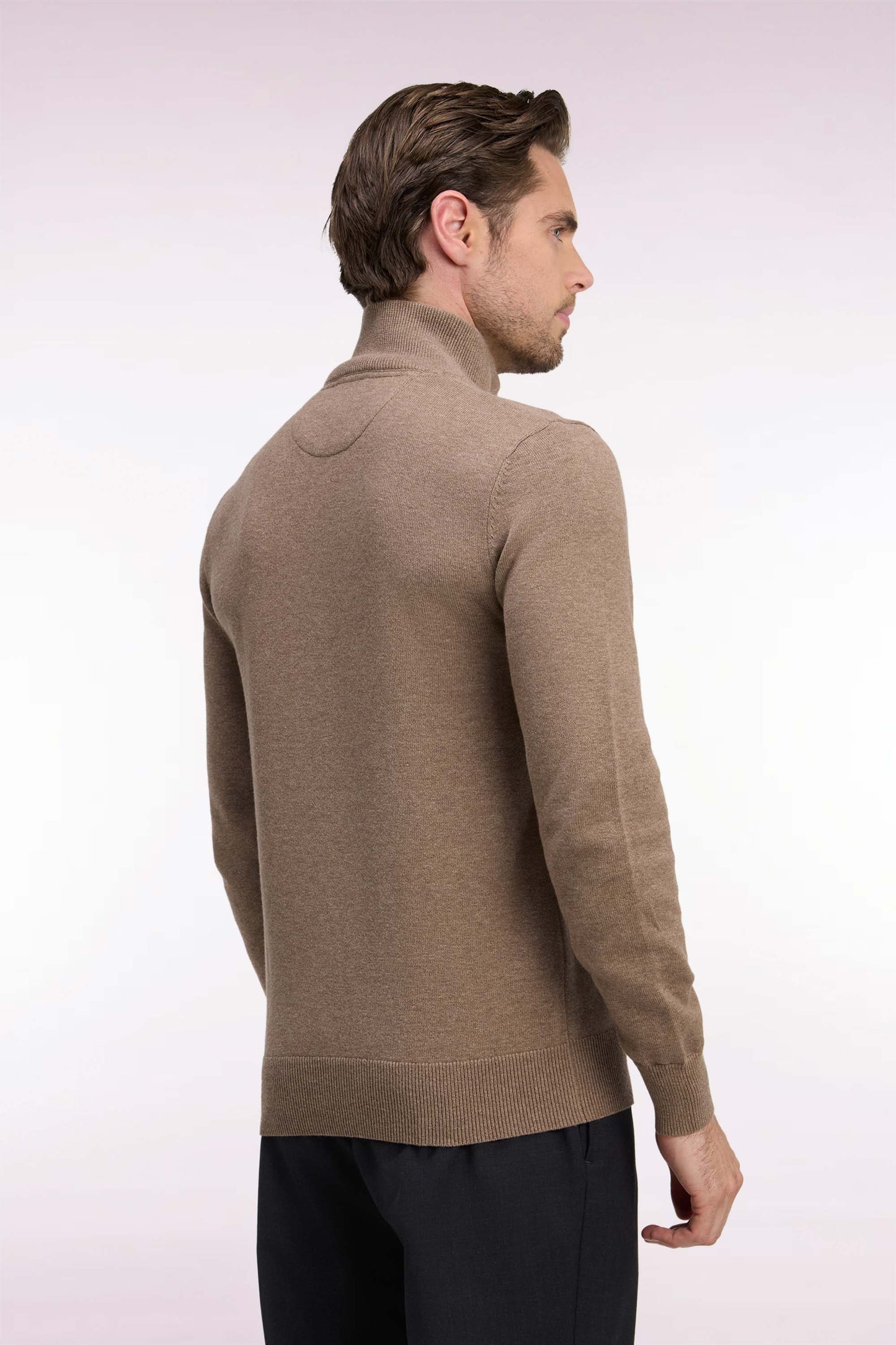 Pull col camionneur en laine et coton marron coupe droite