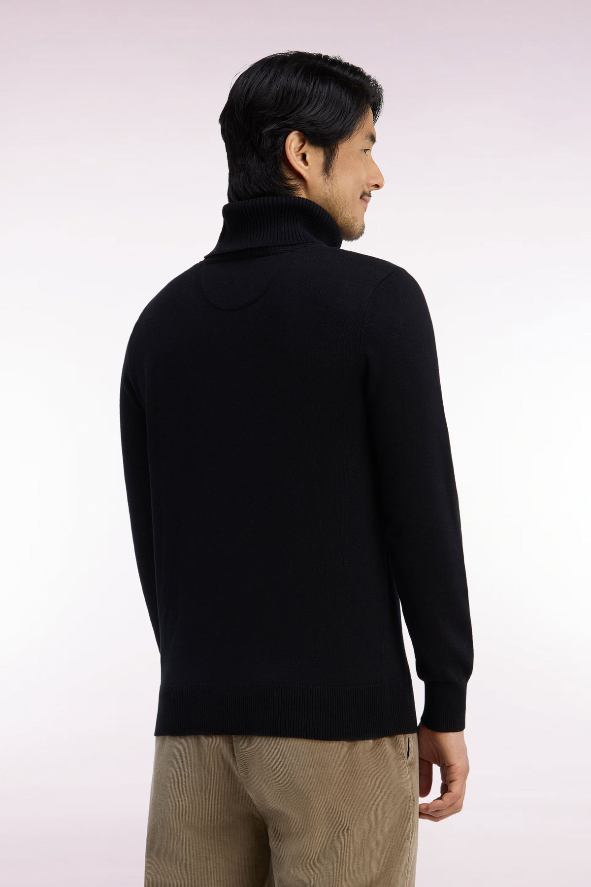 Straight cut black wool and cotton turtleneck sweater