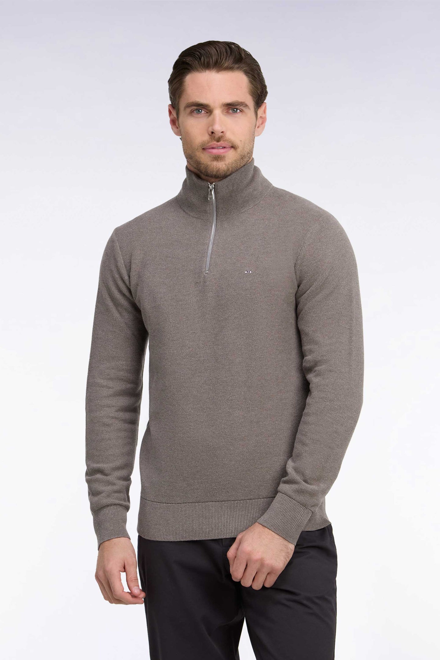 Pull col camionneur en coton gris anthracite coupe droite