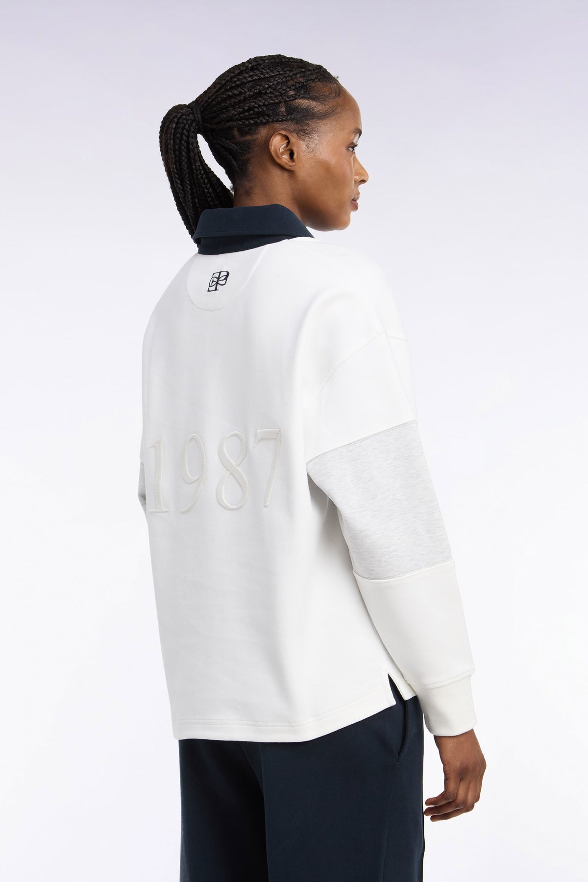 Unisex jersey collar sweatshirt in ecru interlock with heritage embroidery, loose cut