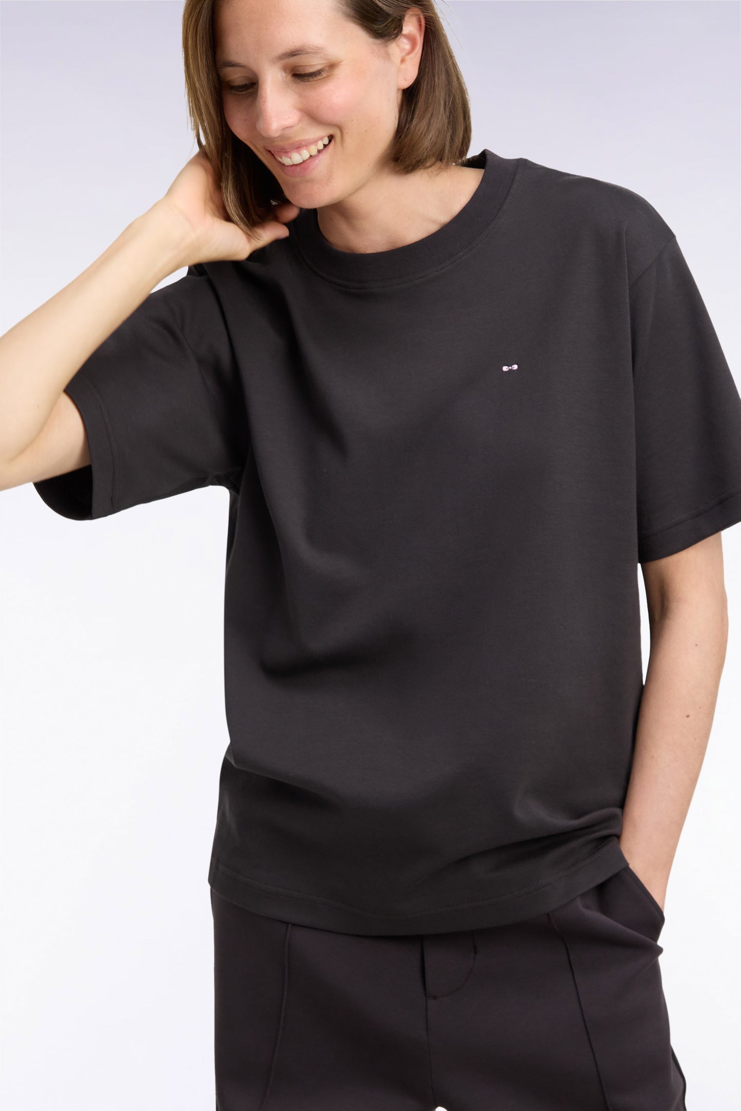 T-shirt col rond unisexe à manches courtes en coton mercerisé marron coupe loose