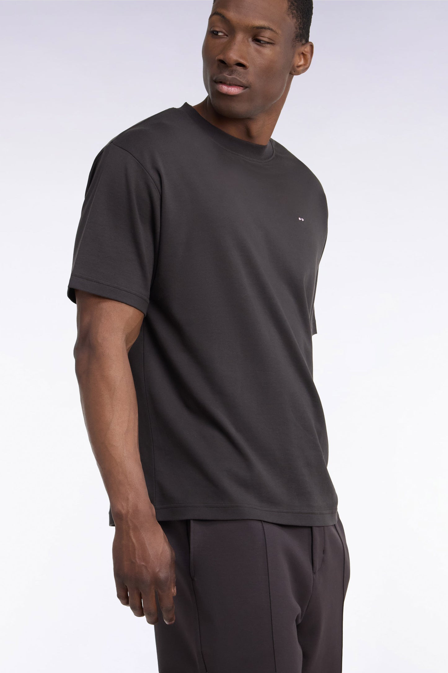 T-shirt col rond unisexe à manches courtes en coton mercerisé marron coupe loose