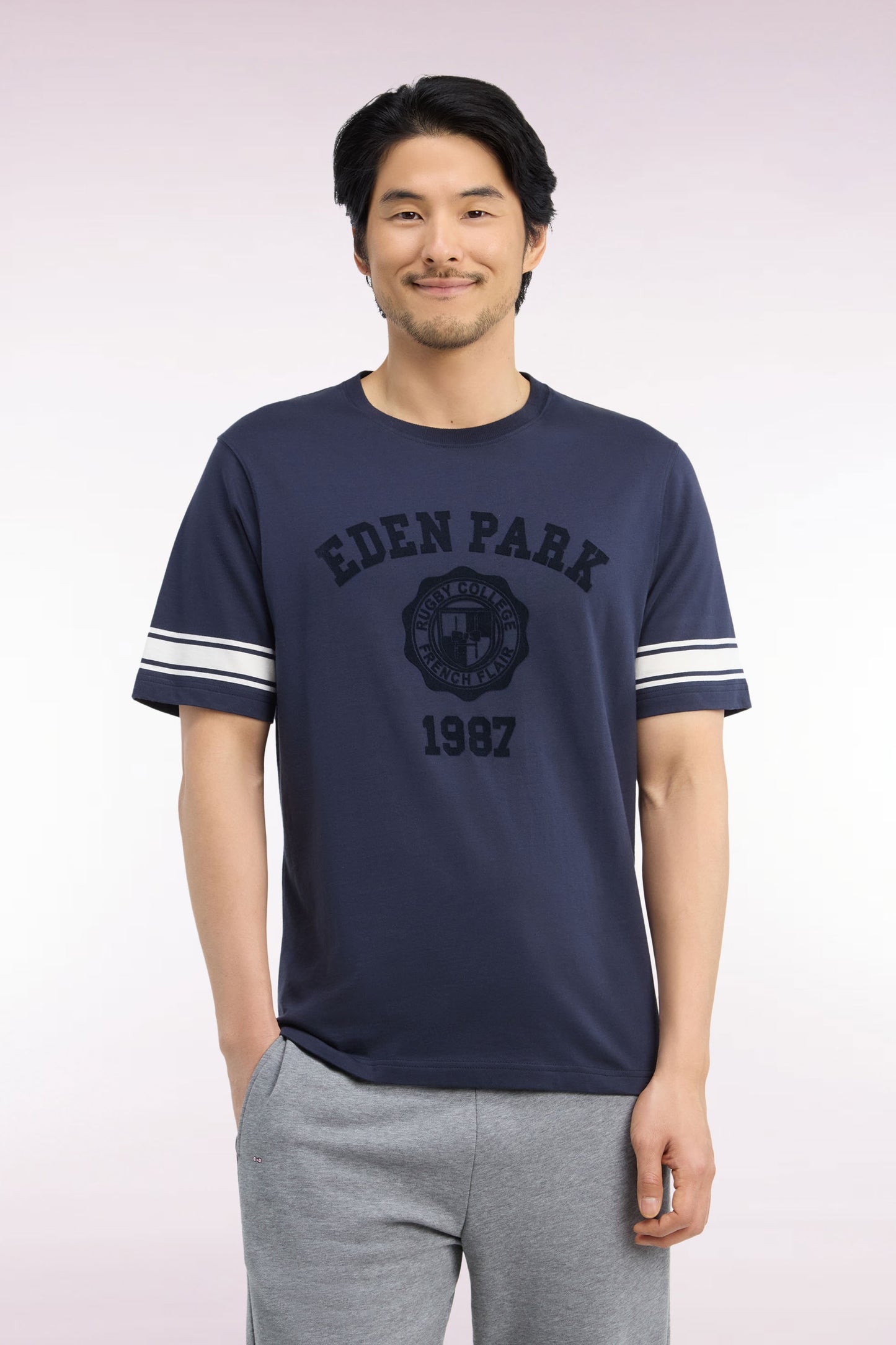 T-shirt manches courtes en coton marine sérigraphié coupe droite