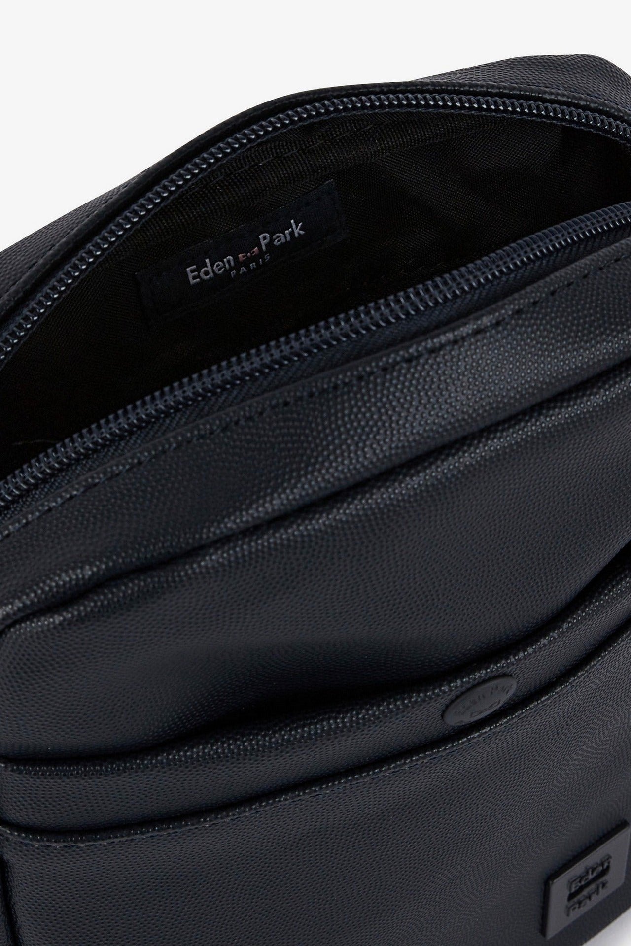 Plain embossed messenger bag - Image 3