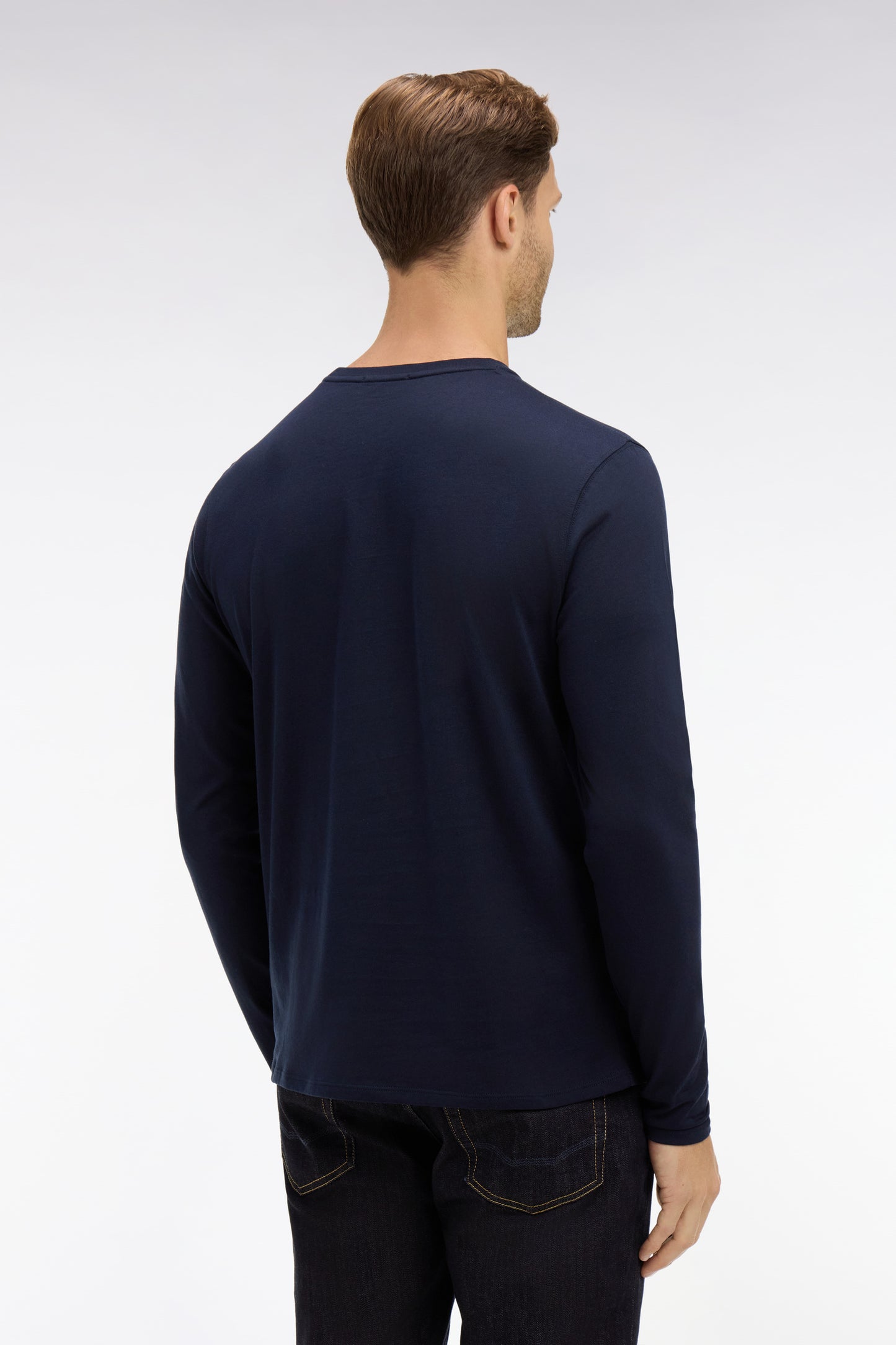 Long sleeved navy blue cotton t-shirt