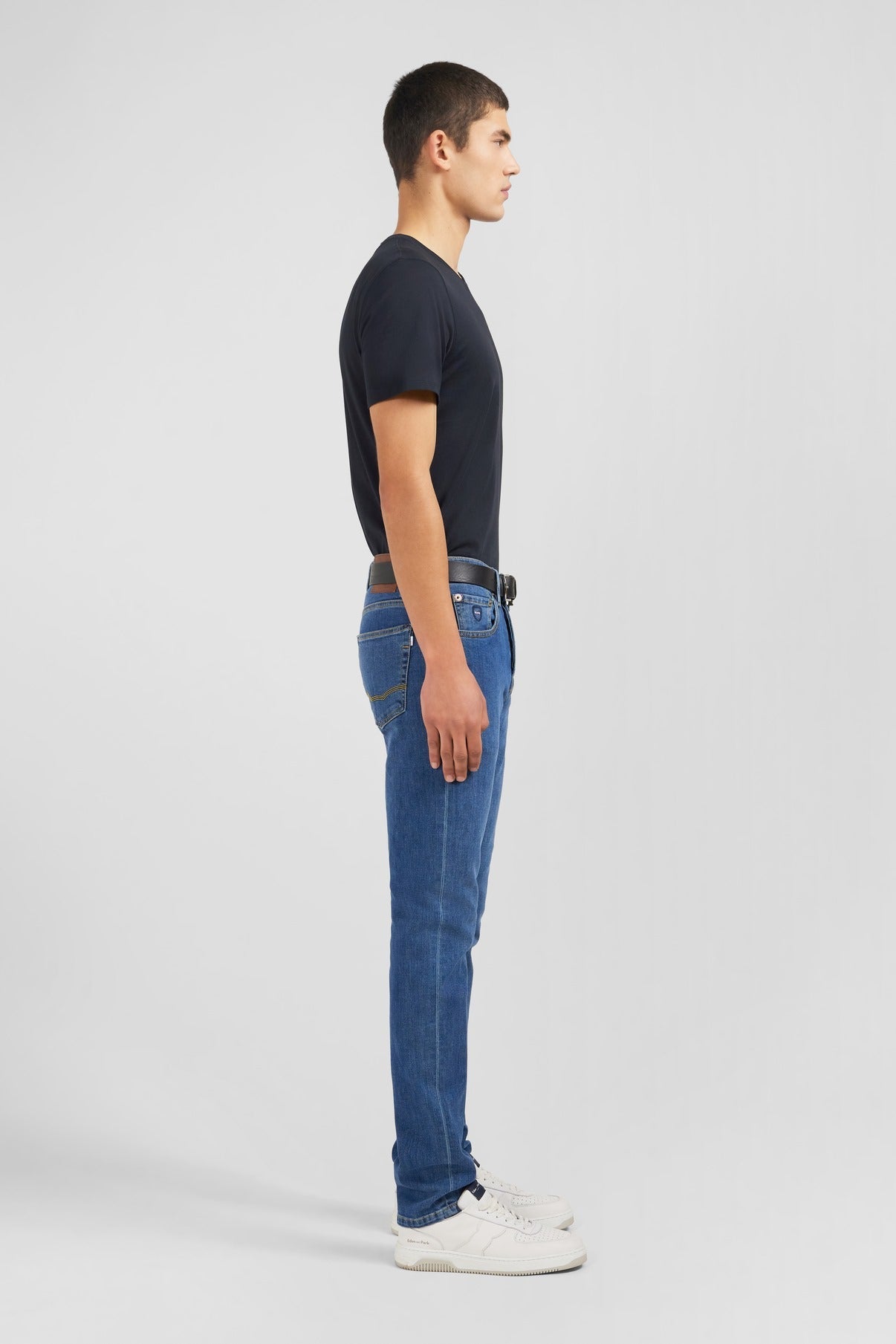 Jean bleu en coton stretch - Image 6