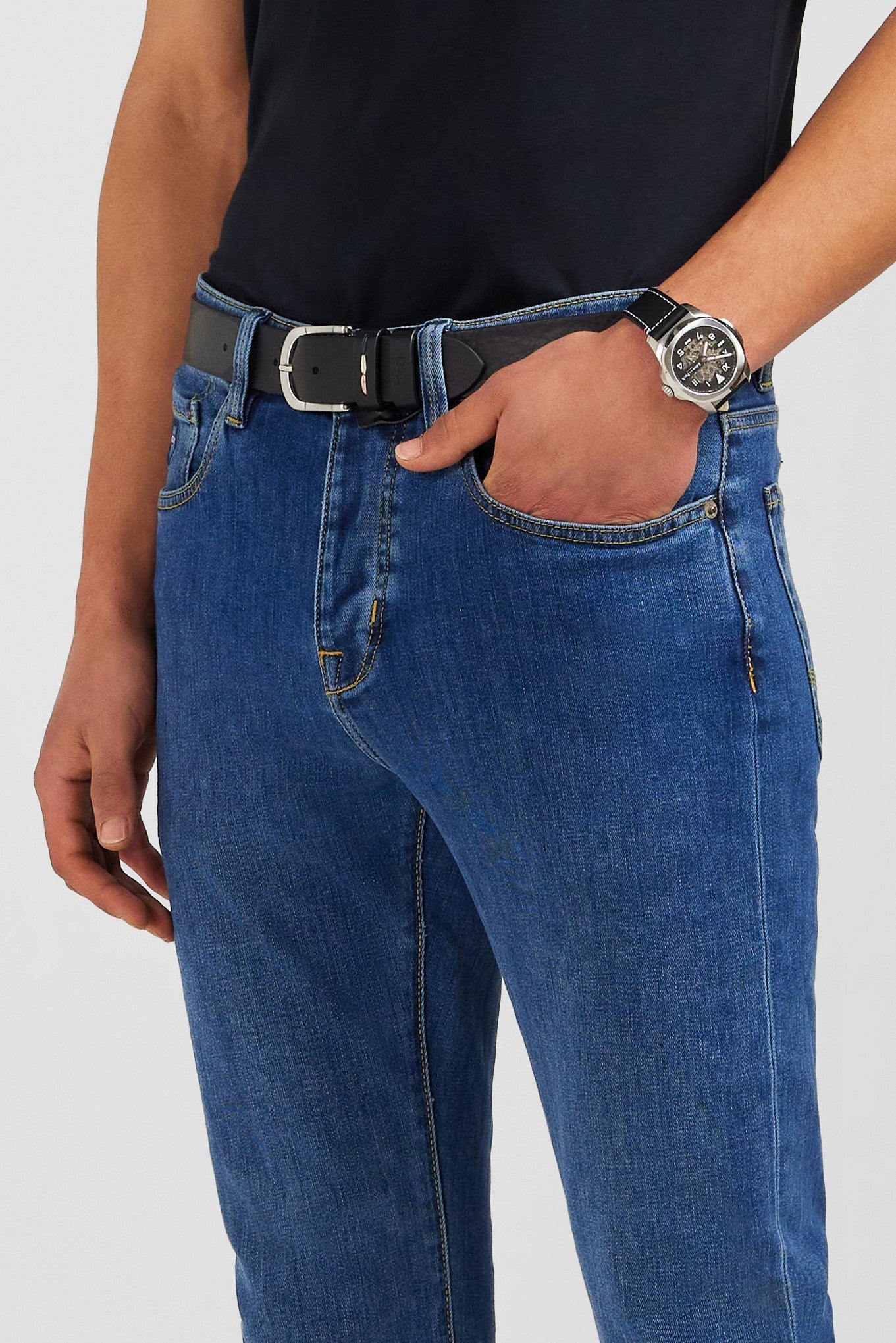 Jean bleu en coton stretch - Image 5