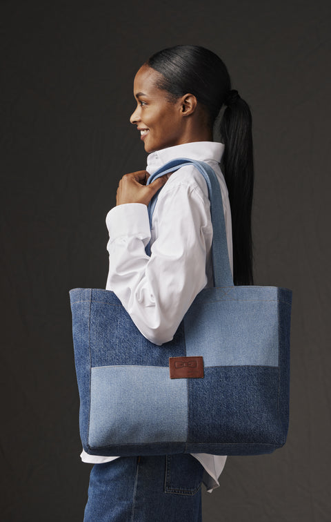 Pap'Atelier upcycled denim patchwork tote bag - Image 2