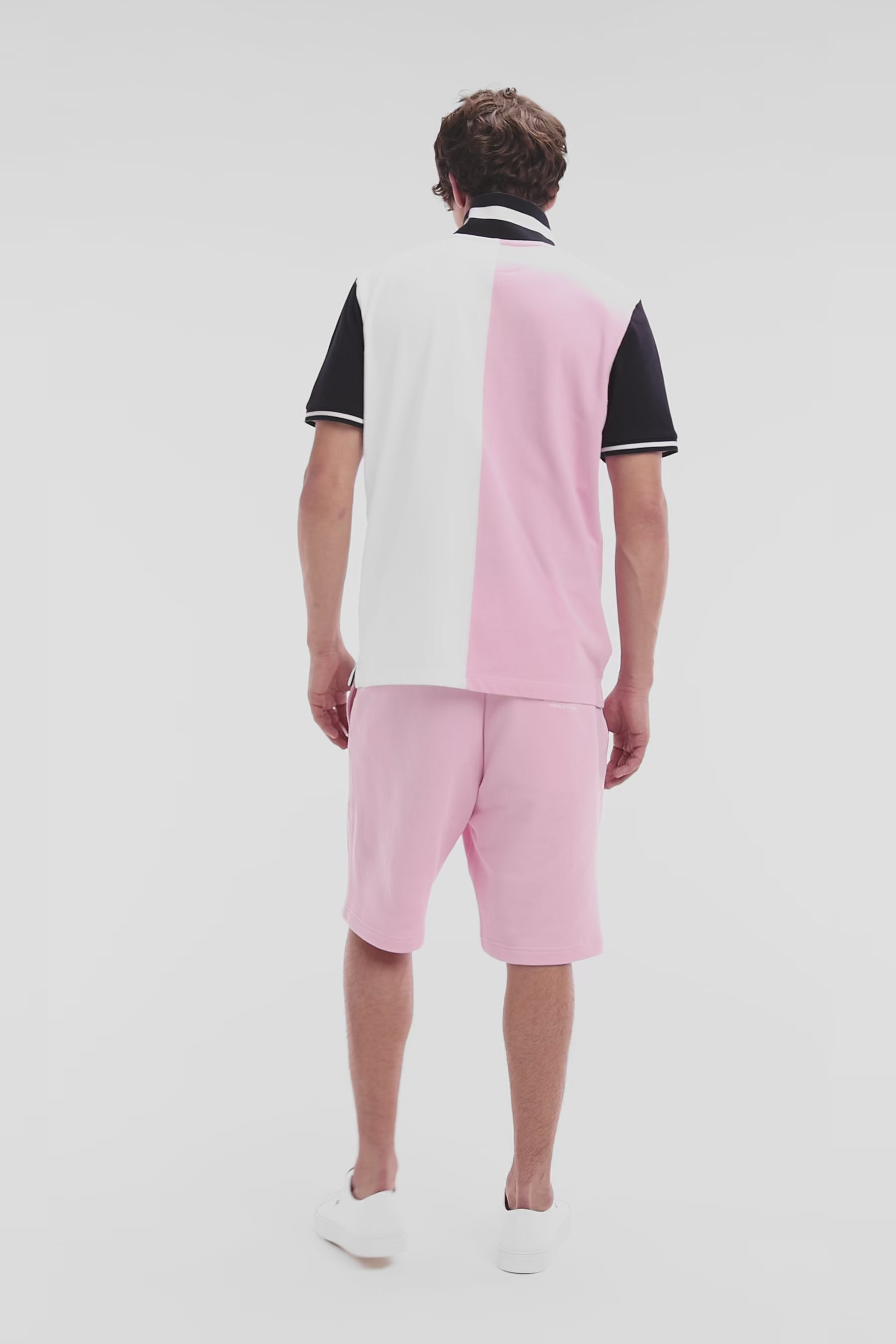 Polo à manches courtes en coton bicolore rose et blanc coupe décontractée