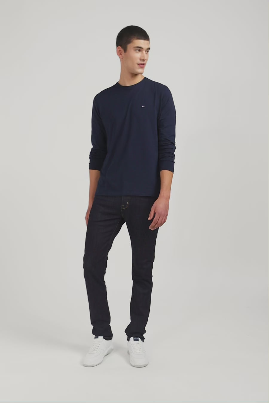 Long sleeved navy blue cotton t-shirt