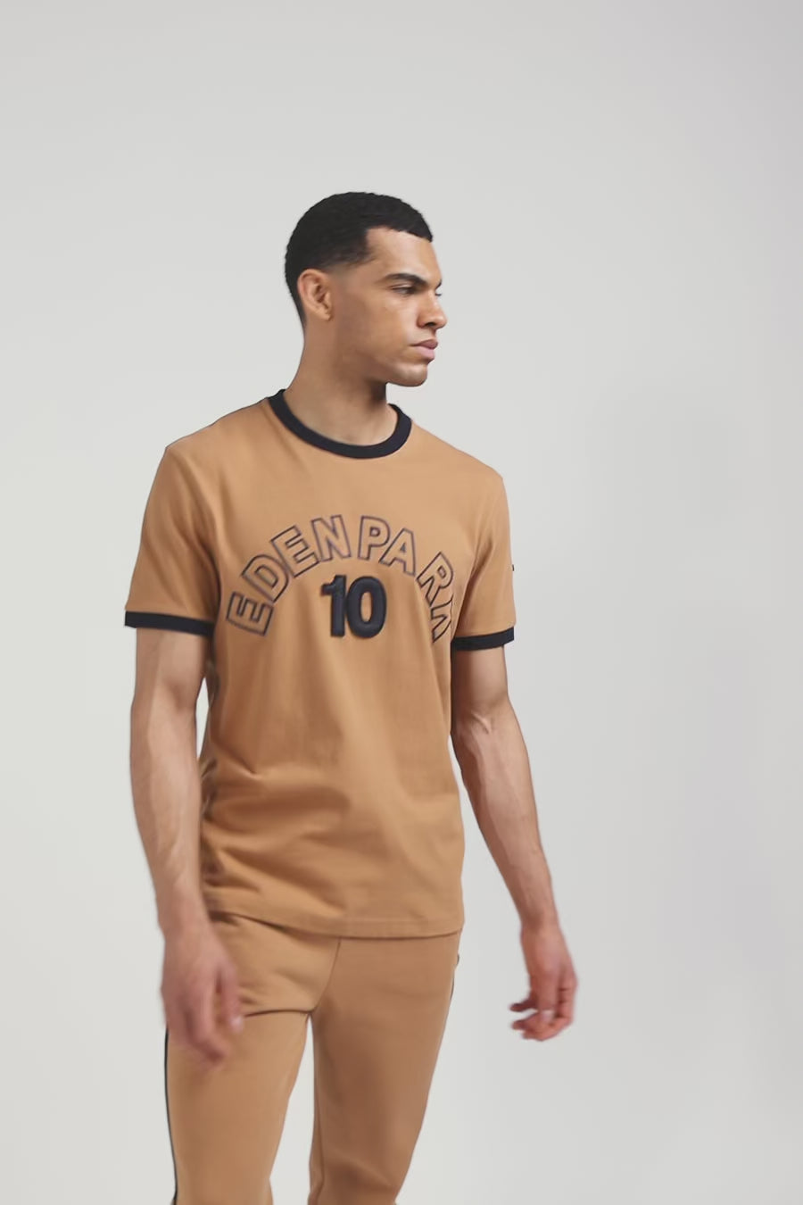 Relaxed camel bicolor short-sleeved cotton T-shirt with Eden Park 10 print