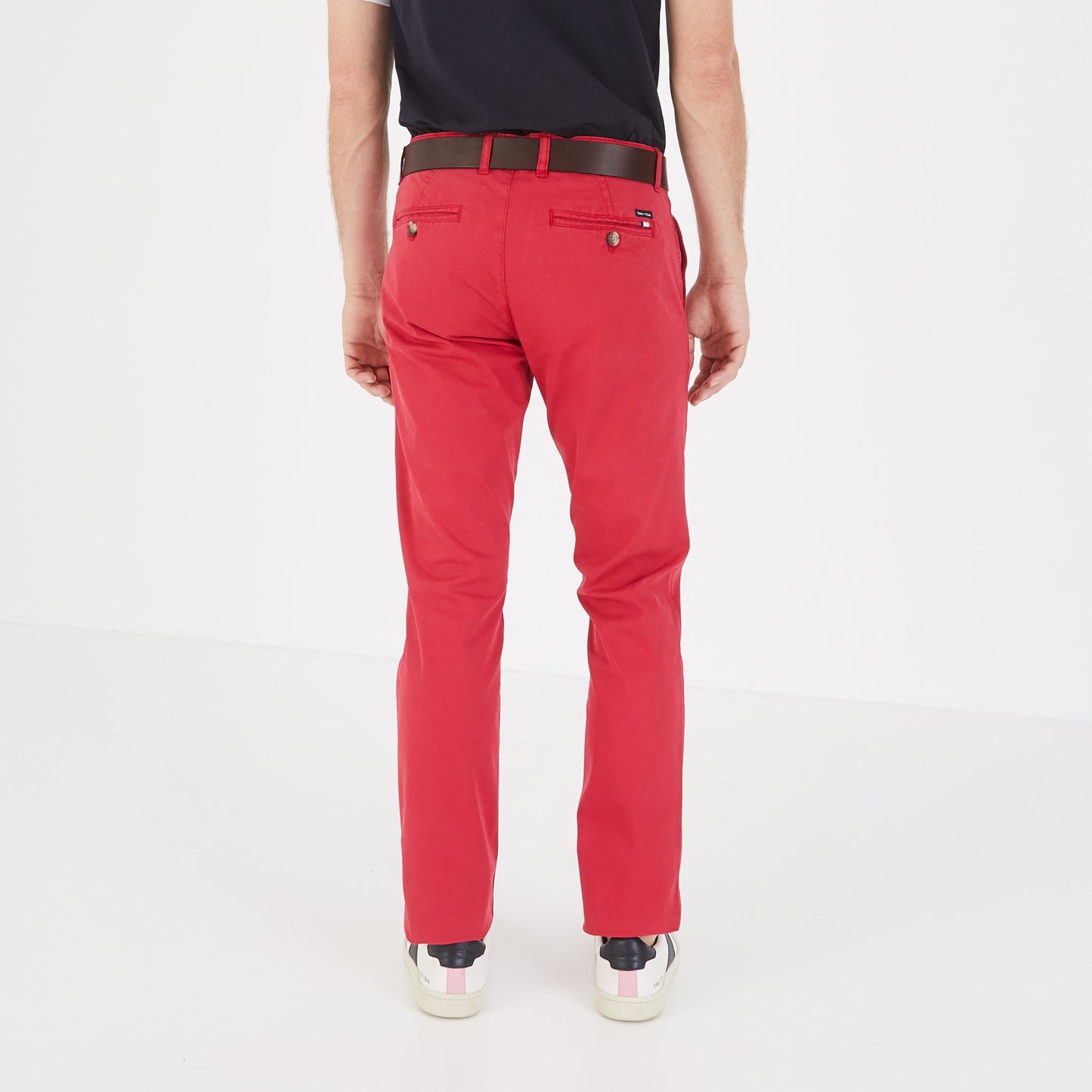 Red chinos in stretch cotton