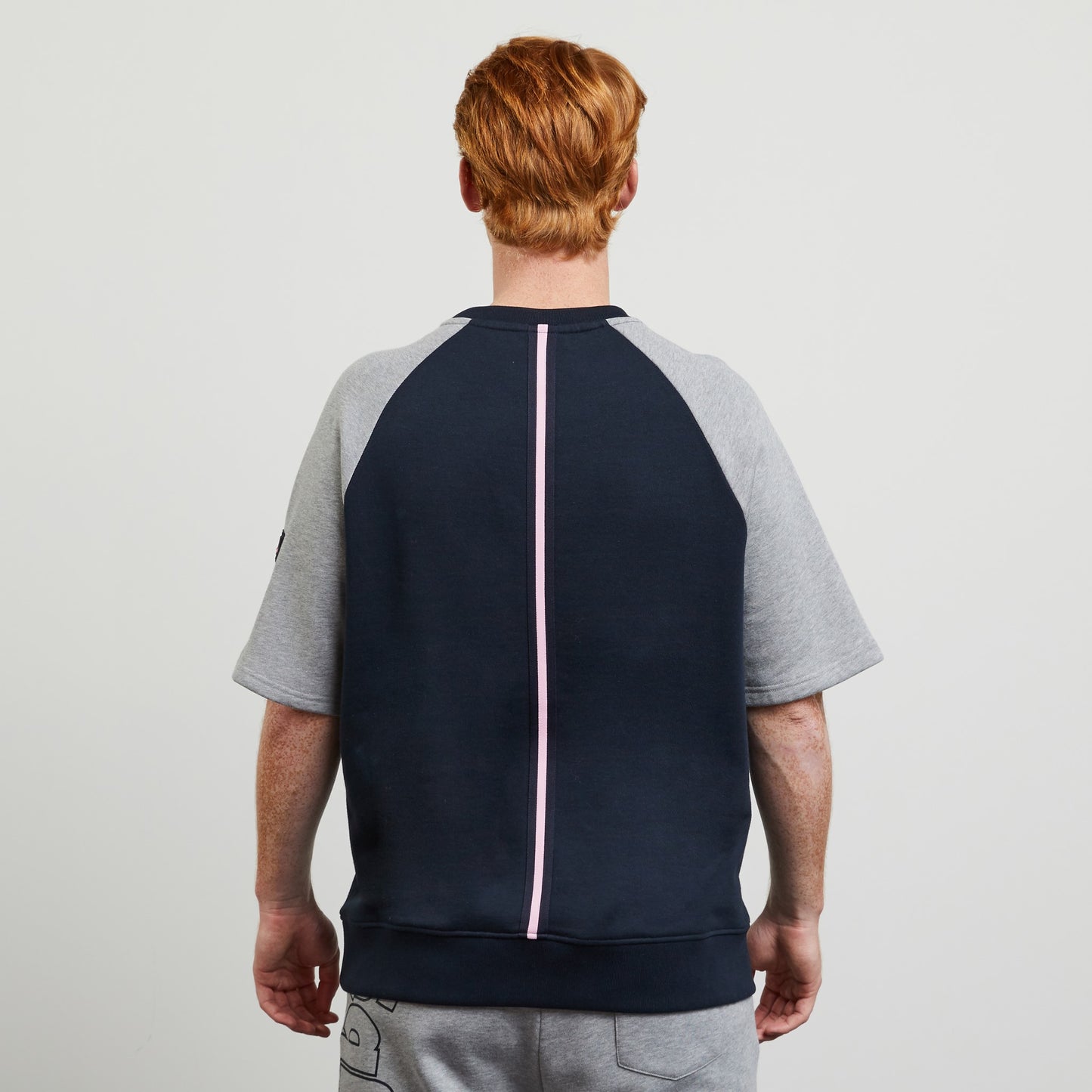 Bi-colour short-sleeved sweatshirt