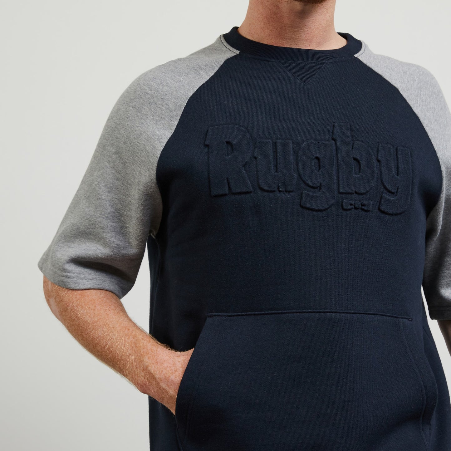 Bi-colour short-sleeved sweatshirt