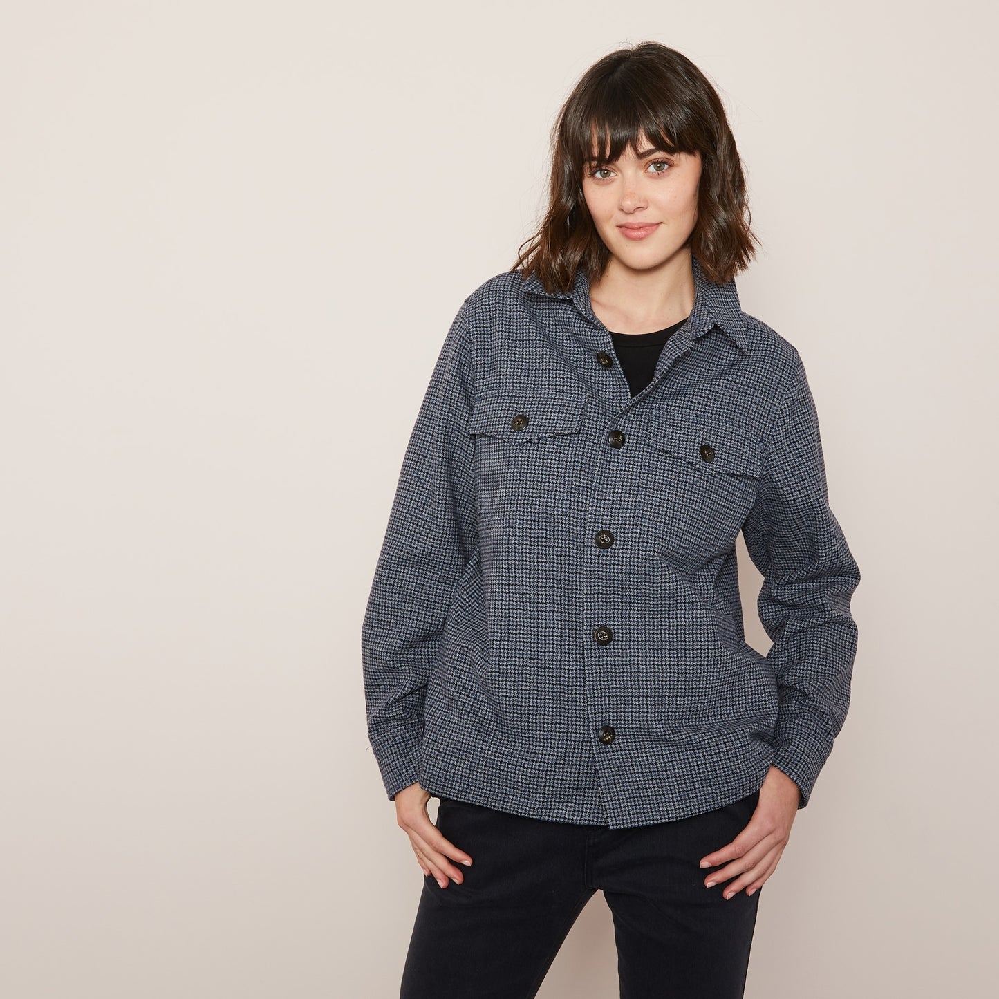 Blue overshirt with houndstooth motif